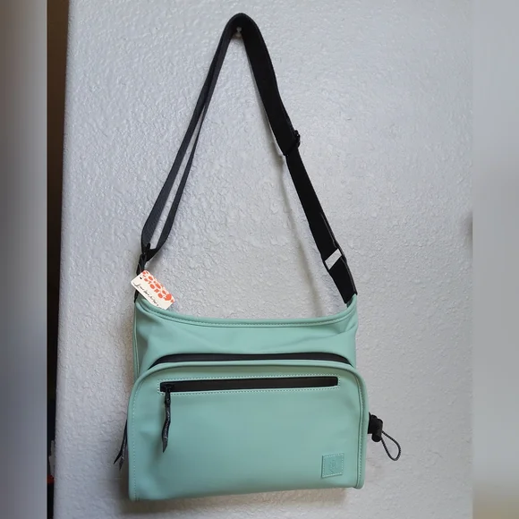 ***SOLD OUT*** FREE PEOPLE All Weather Mini Messenger Bag NWT Seafoam - Picture 15 of 16